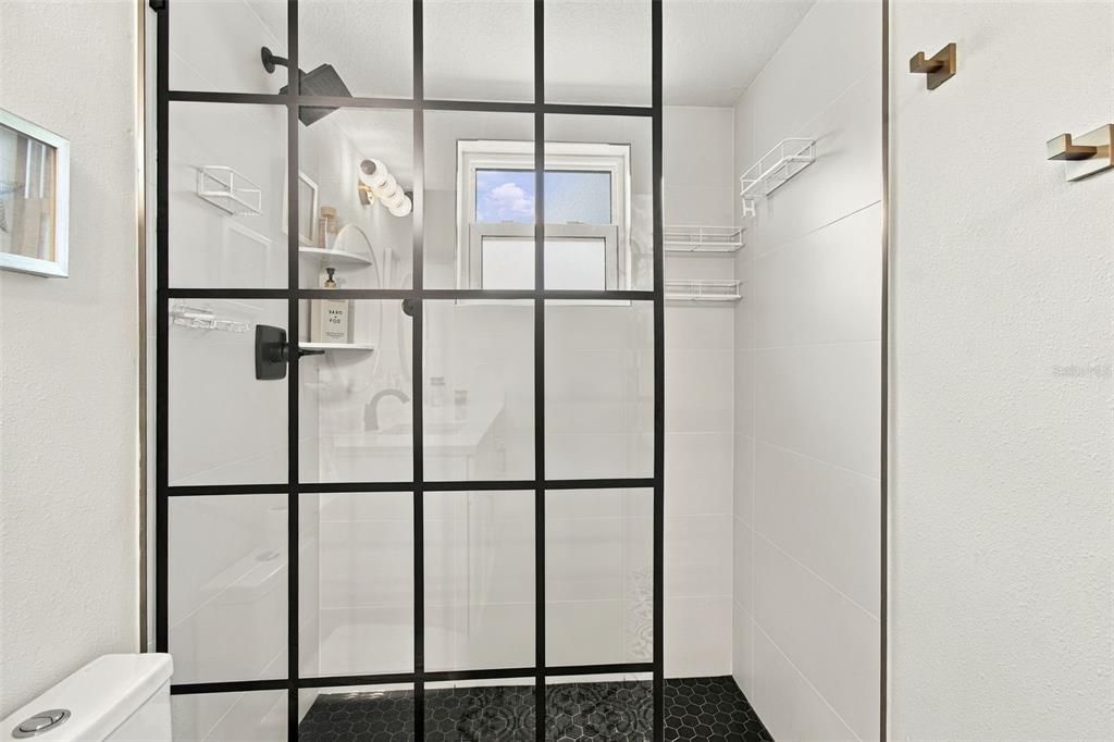 En Venta: $195,000 (2 camas, 2 baños, 1075 Pies cuadrados)