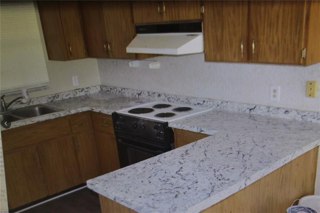 For Rent: $1,695 (2 beds, 1 baths, 750 Square Feet)