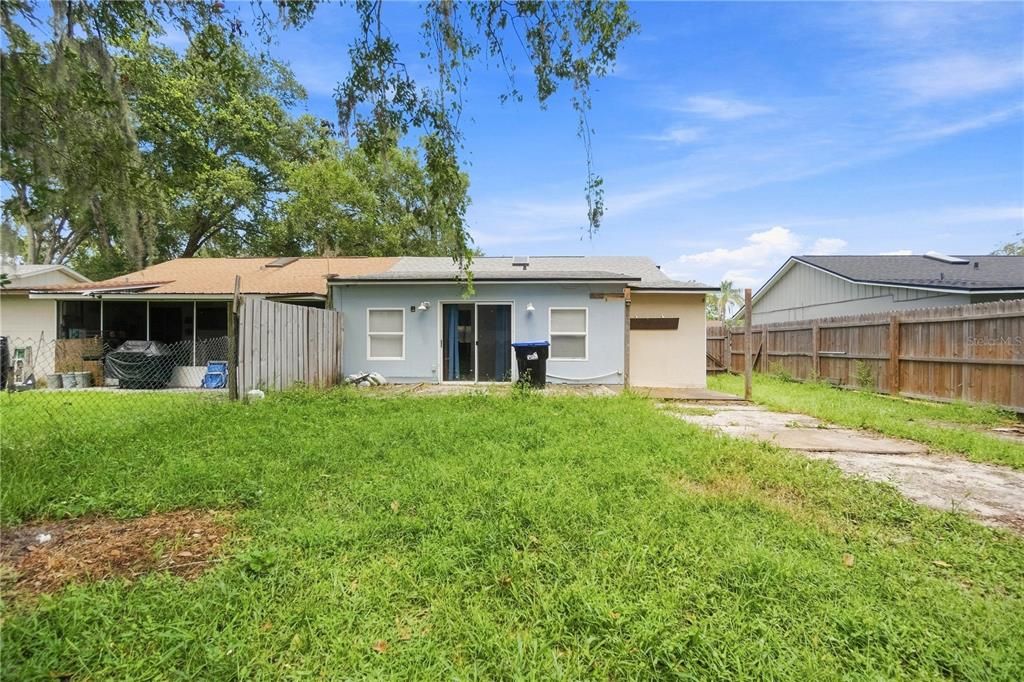 For Sale: $240,000 (2 beds, 2 baths, 1008 Square Feet)