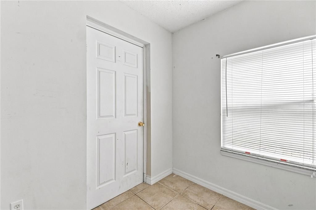 For Sale: $240,000 (2 beds, 2 baths, 1008 Square Feet)