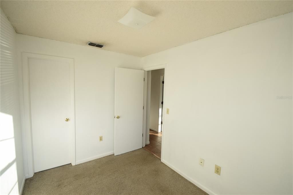 For Rent: $1,350 (2 beds, 1 baths, 662 Square Feet)