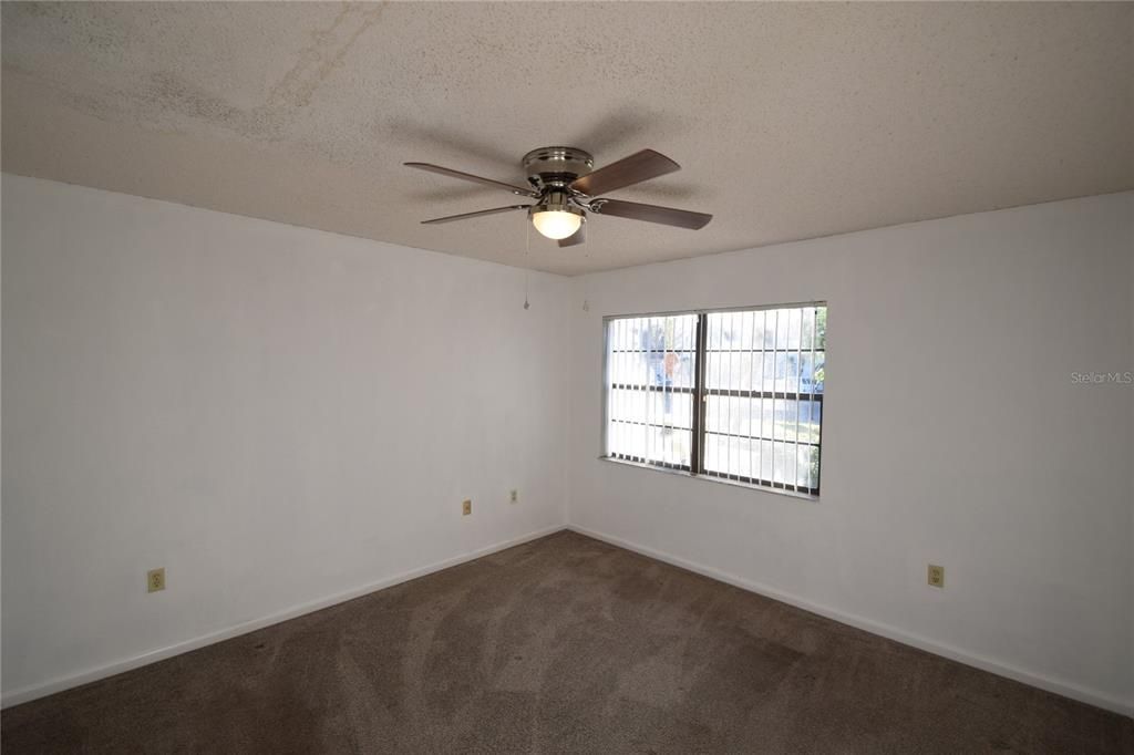 For Rent: $1,350 (2 beds, 1 baths, 662 Square Feet)