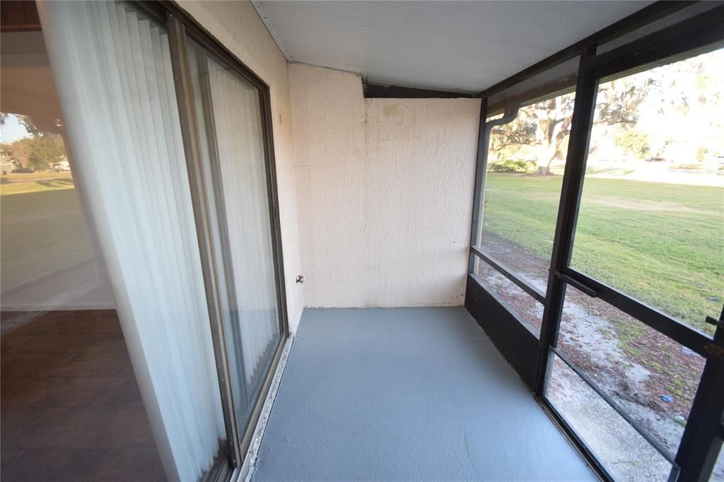 For Rent: $1,350 (2 beds, 1 baths, 662 Square Feet)