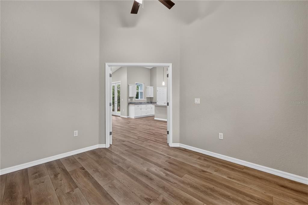 En Venta: $475,000 (3 camas, 2 baños, 2071 Pies cuadrados)
