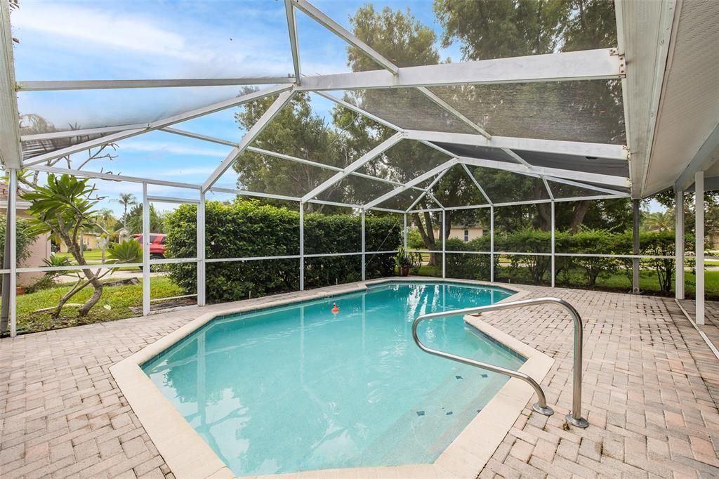 For Sale: $625,000 (3 beds, 2 baths, 2255 Square Feet)