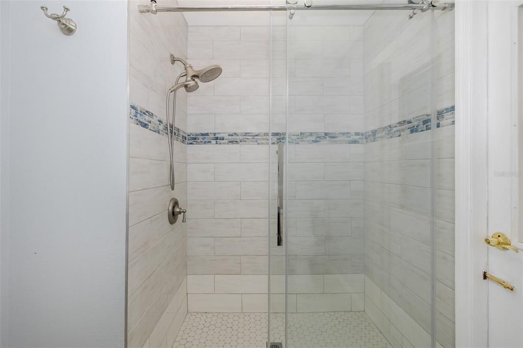 For Sale: $625,000 (3 beds, 2 baths, 2255 Square Feet)