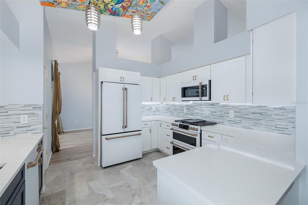For Sale: $625,000 (3 beds, 2 baths, 2255 Square Feet)