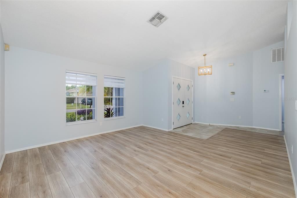 For Sale: $625,000 (3 beds, 2 baths, 2255 Square Feet)