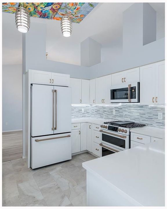 For Sale: $625,000 (3 beds, 2 baths, 2255 Square Feet)