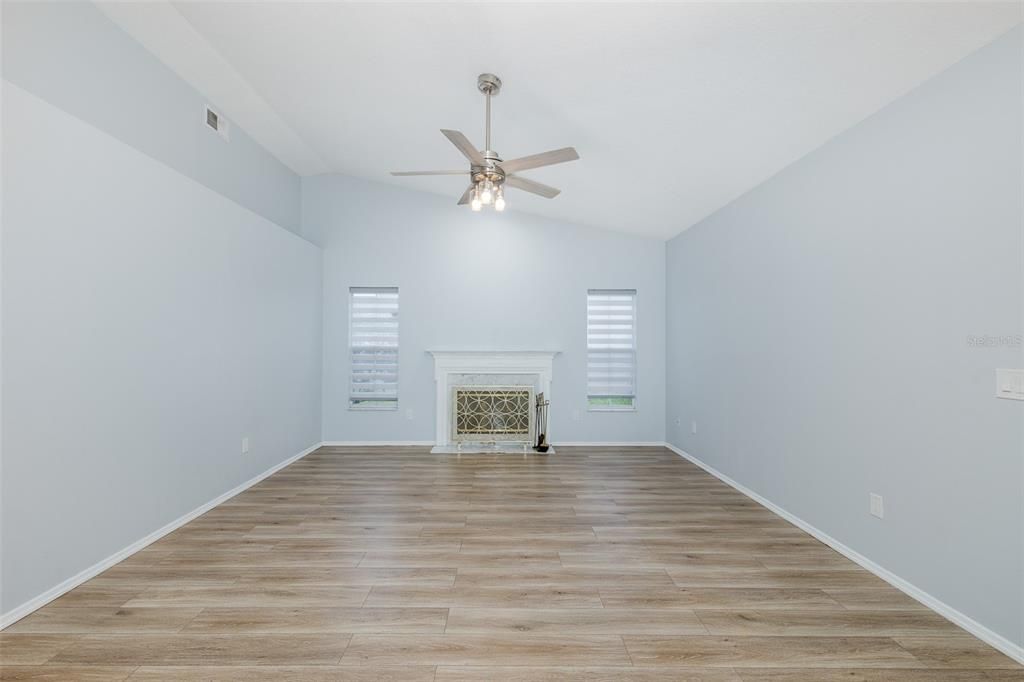 For Sale: $625,000 (3 beds, 2 baths, 2255 Square Feet)