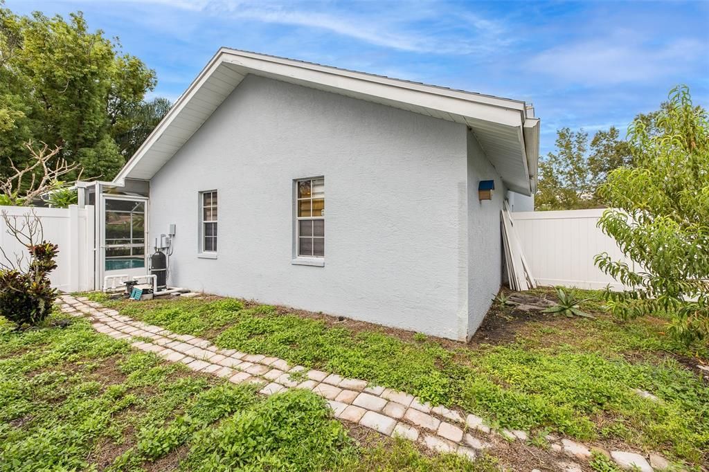 For Sale: $625,000 (3 beds, 2 baths, 2255 Square Feet)