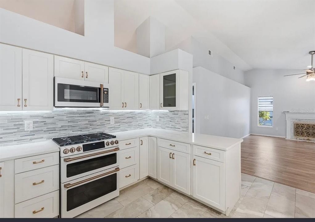 For Sale: $625,000 (3 beds, 2 baths, 2255 Square Feet)
