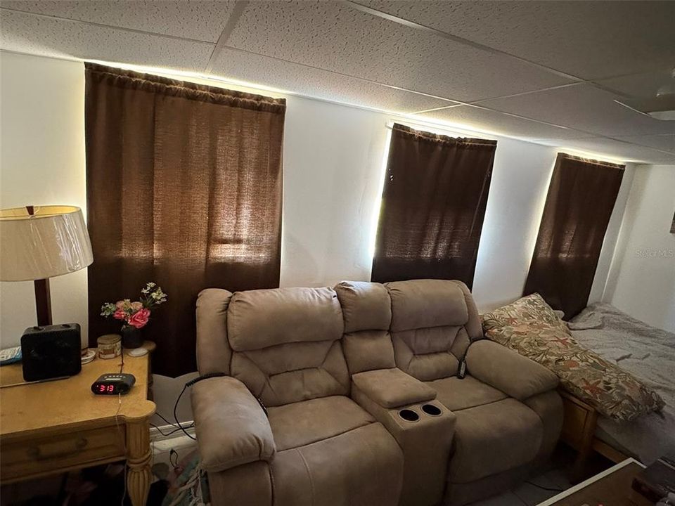 For Sale: $175,000 (3 beds, 2 baths, 1182 Square Feet)
