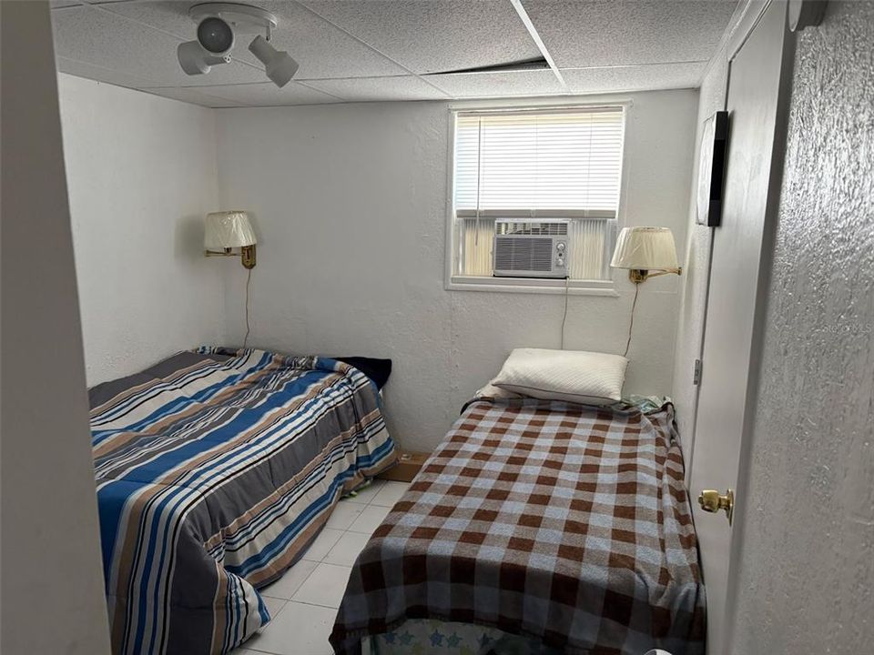 For Sale: $175,000 (3 beds, 2 baths, 1182 Square Feet)