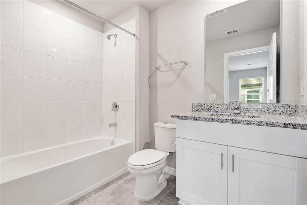 For Rent: $2,500 (3 beds, 2 baths, 1498 Square Feet)