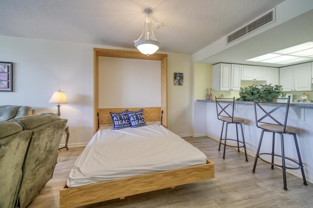 En Venta: $525,000 (1 camas, 1 baños, 1015 Pies cuadrados)