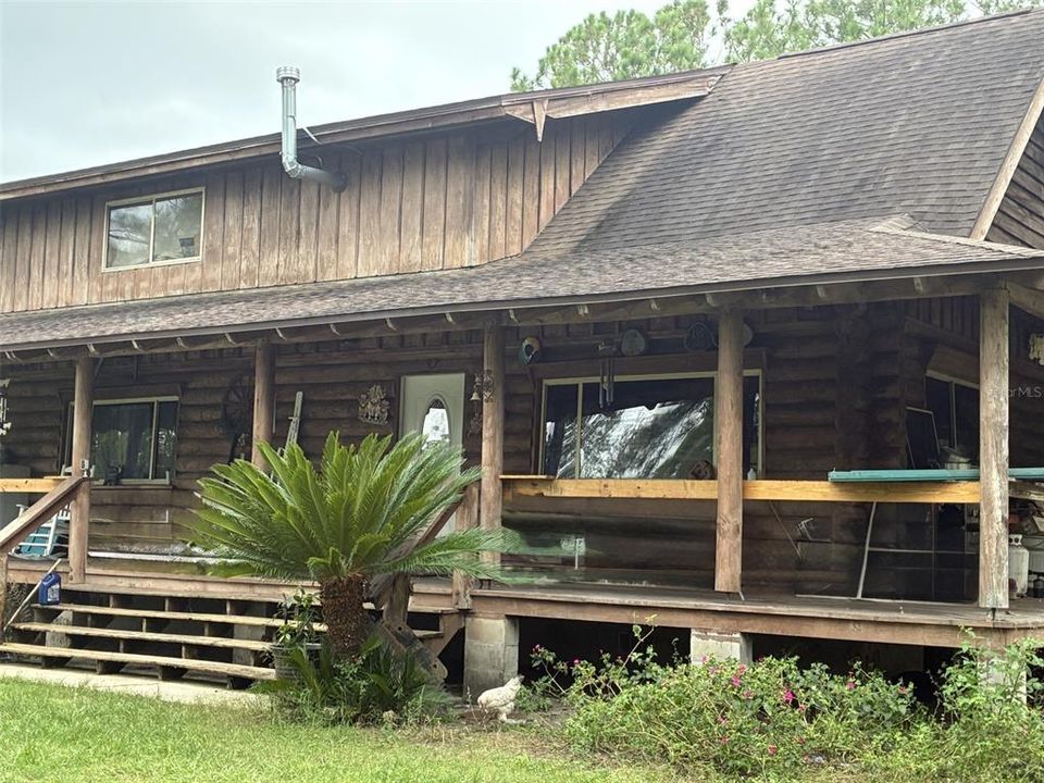 For Sale: $575,000 (2 beds, 2 baths, 1348 Square Feet)