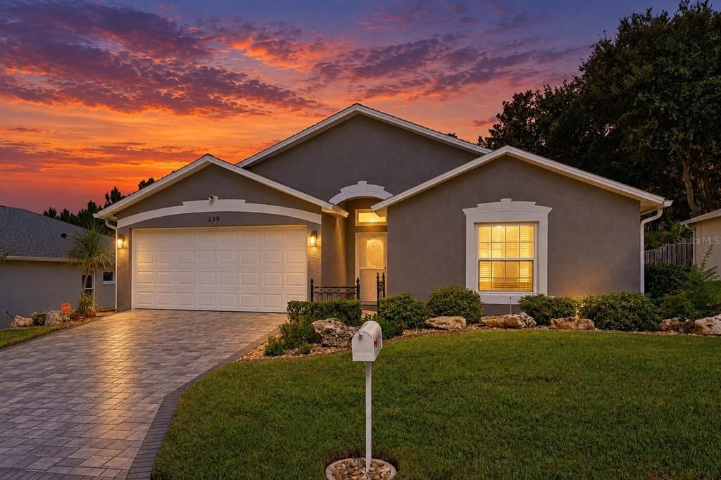 For Sale: $355,000 (3 beds, 2 baths, 1600 Square Feet)