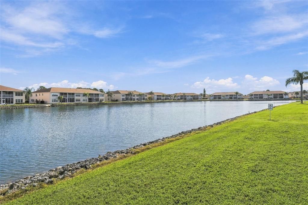 En Venta: $162,000 (2 camas, 2 baños, 1064 Pies cuadrados)