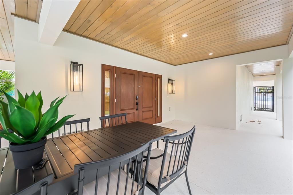 For Sale: $4,500,000 (7 beds, 7 baths, 3366 Square Feet)