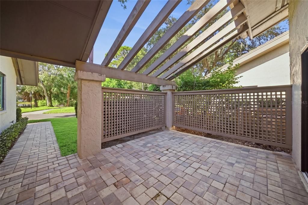 En Venta: $360,000 (2 camas, 2 baños, 1213 Pies cuadrados)