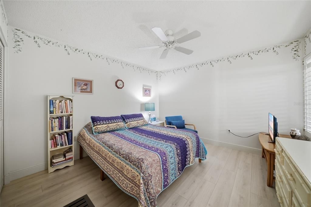 En Venta: $360,000 (2 camas, 2 baños, 1213 Pies cuadrados)