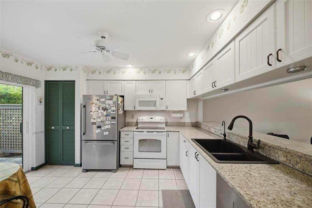 En Venta: $360,000 (2 camas, 2 baños, 1213 Pies cuadrados)