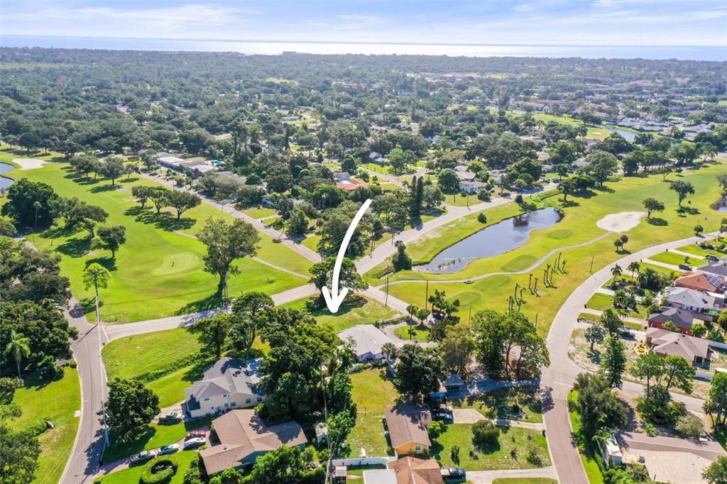 На продажу: $329,000 (0.21 acres)