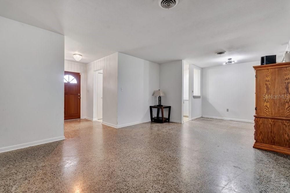 En Venta: $249,900 (3 camas, 2 baños, 1533 Pies cuadrados)