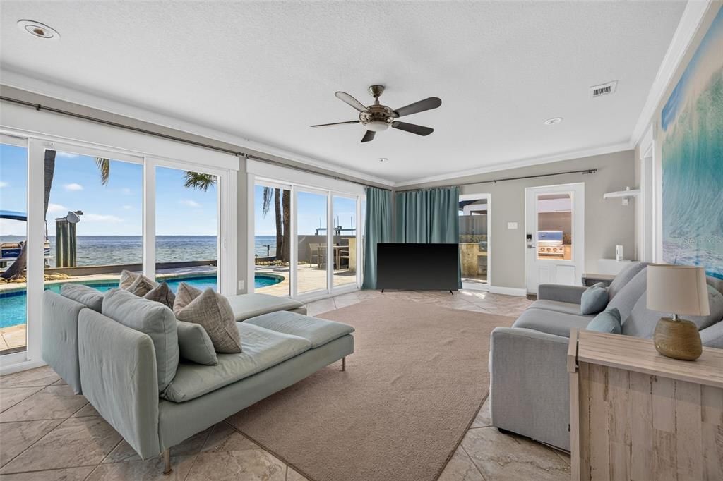 For Sale: $2,000,000 (3 beds, 3 baths, 2658 Square Feet)