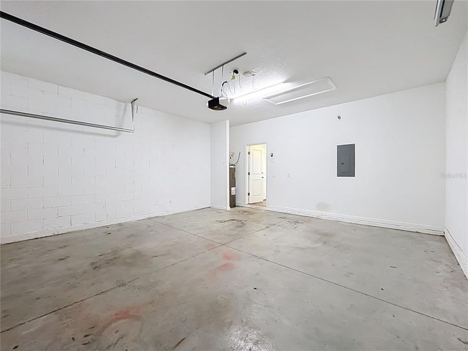 На продажу: $305,000 (4 спален, 2 ванн, 1986 Квадратных фут)