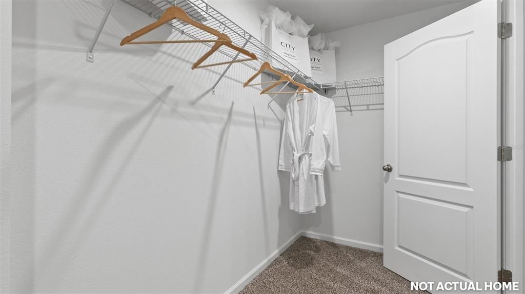待售: $427,400 (5 贝兹, 3 浴室, 2499 平方英尺)