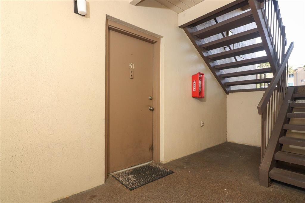 For Sale: $150,000 (2 beds, 2 baths, 973 Square Feet)
