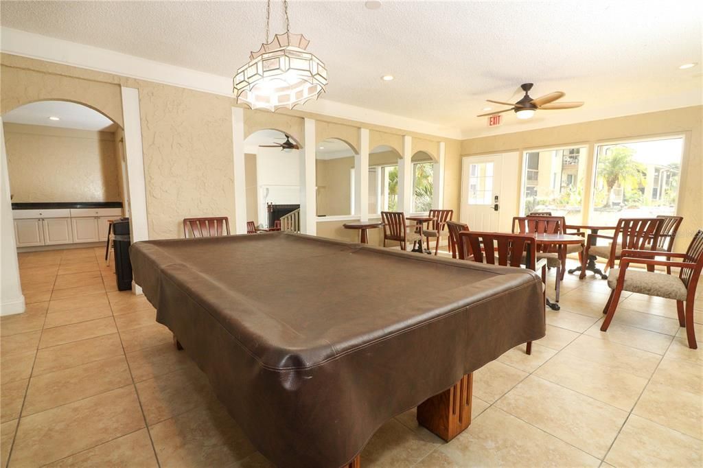 For Sale: $150,000 (2 beds, 2 baths, 973 Square Feet)