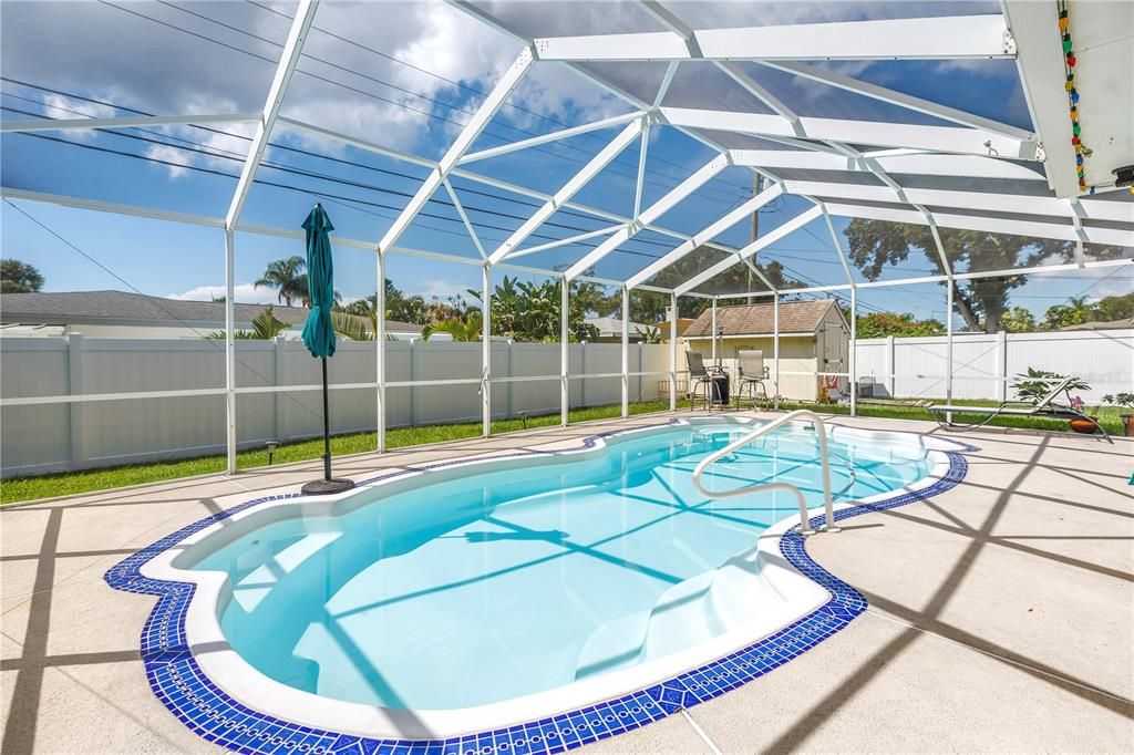 Active With Contract: $439,000 (2 beds, 3 baths, 1459 Square Feet)