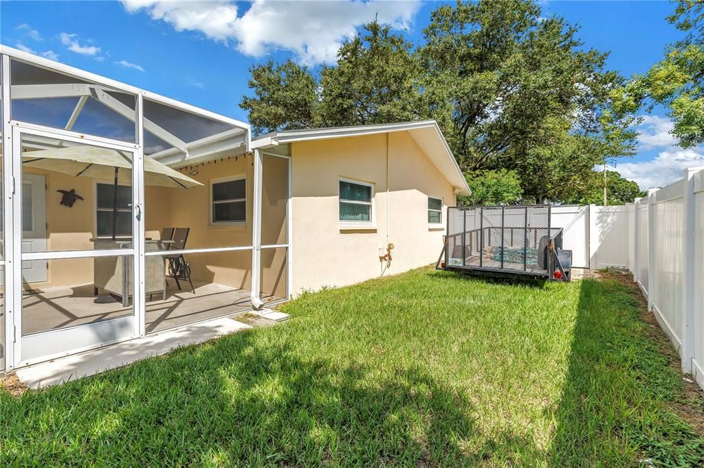 Active With Contract: $439,000 (2 beds, 3 baths, 1459 Square Feet)