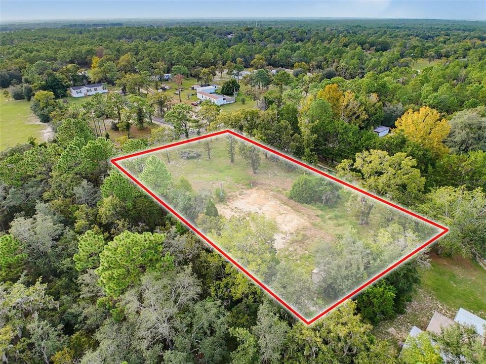 En Venta: $79,900 (1.05 acres)