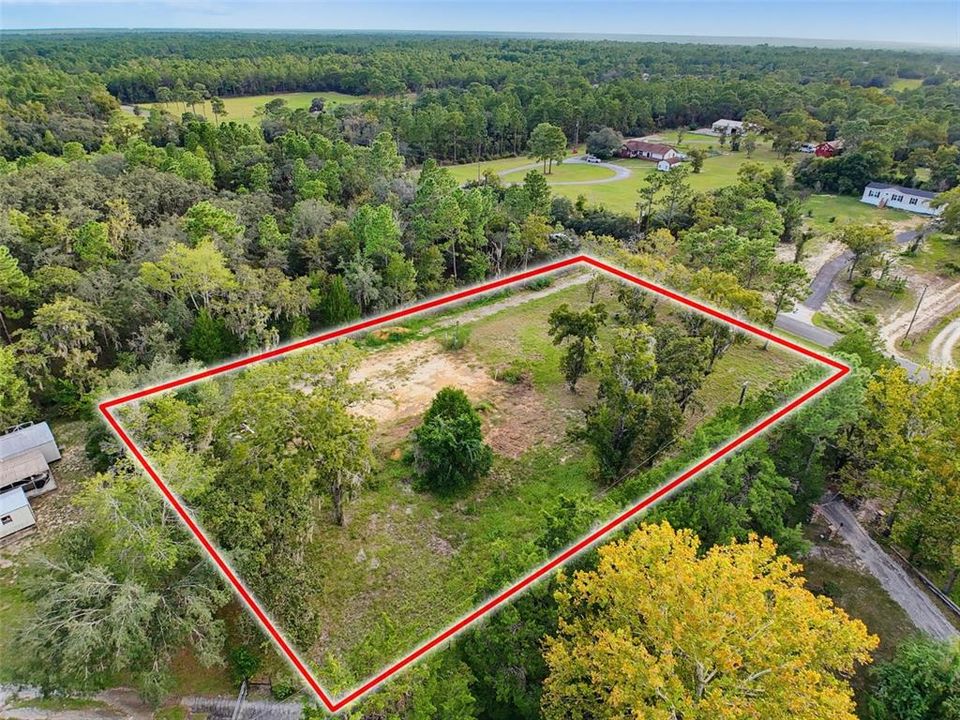 En Venta: $79,900 (1.05 acres)