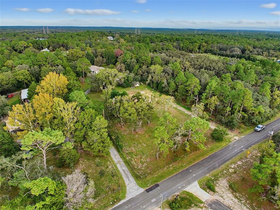En Venta: $79,900 (1.05 acres)