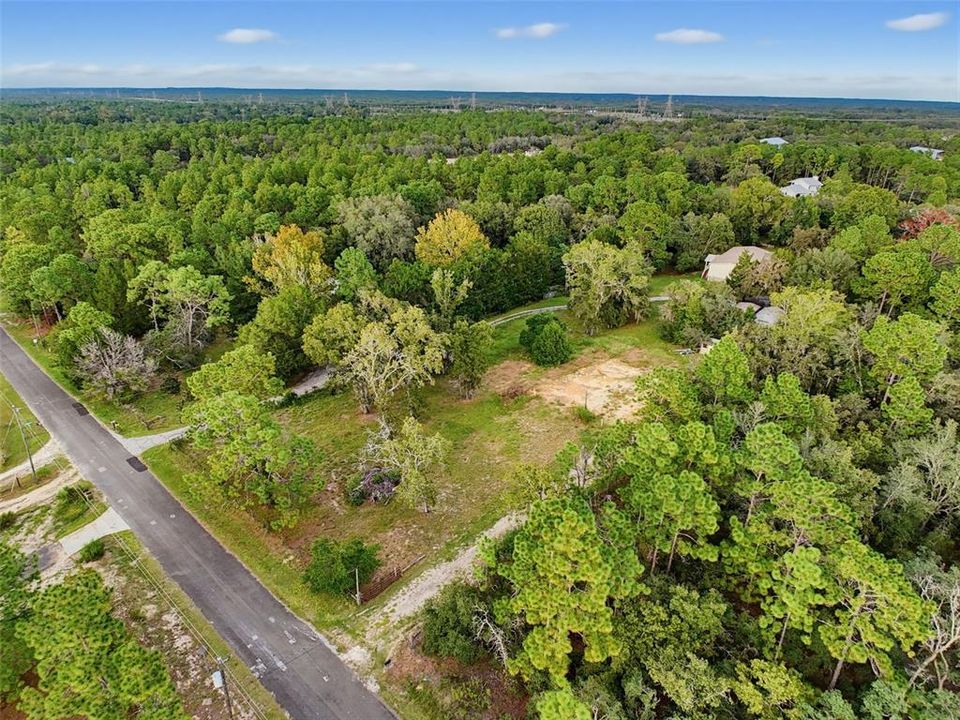 En Venta: $79,900 (1.05 acres)