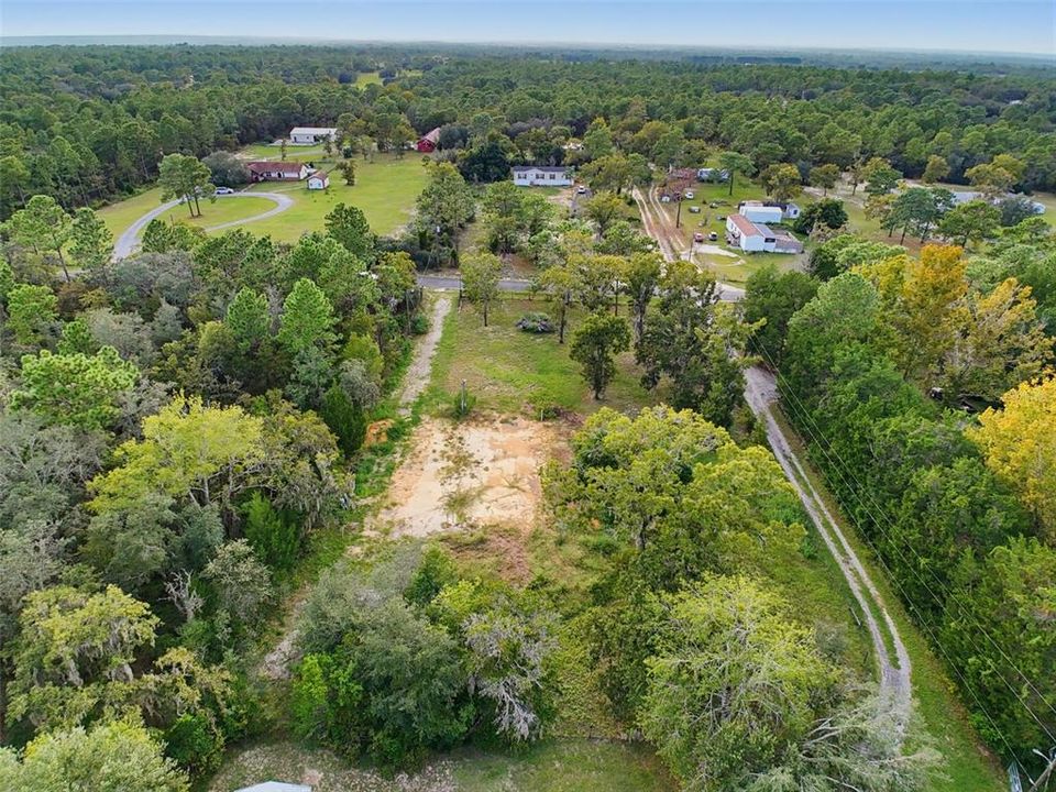 En Venta: $79,900 (1.05 acres)