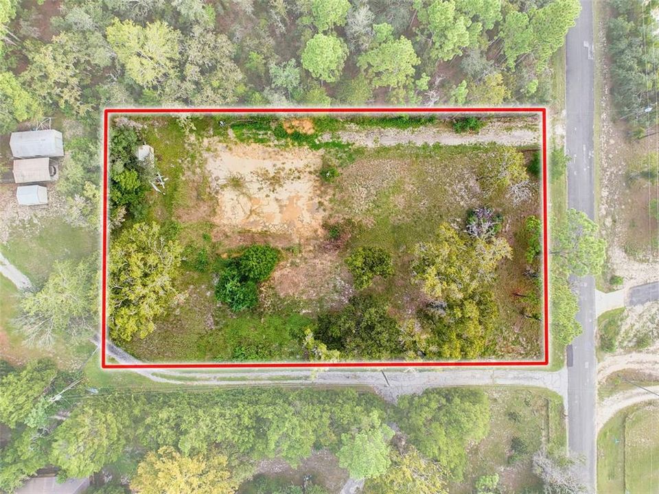 En Venta: $79,900 (1.05 acres)