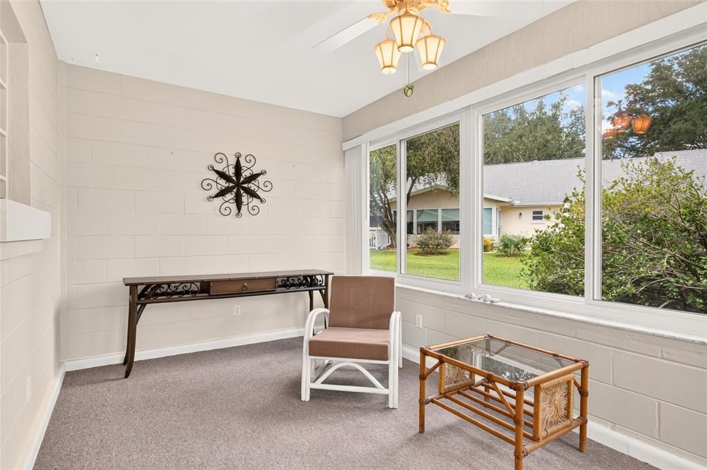 For Sale: $129,900 (2 beds, 2 baths, 1411 Square Feet)