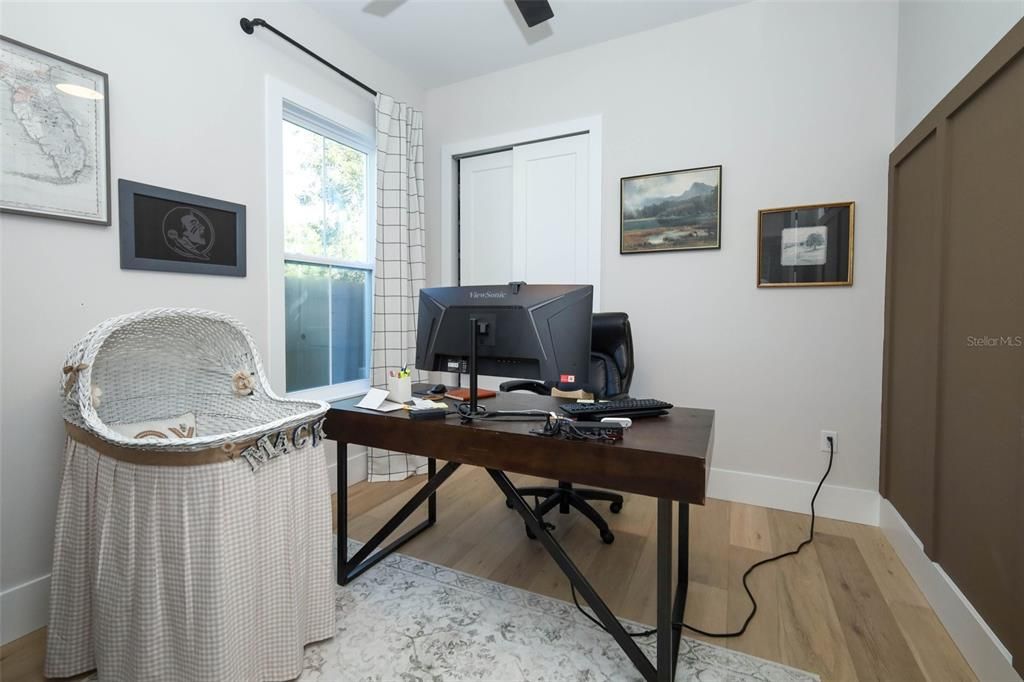 En Venta: $555,000 (4 camas, 3 baños, 2031 Pies cuadrados)