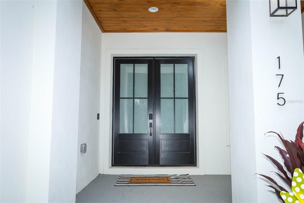 En Venta: $555,000 (4 camas, 3 baños, 2031 Pies cuadrados)