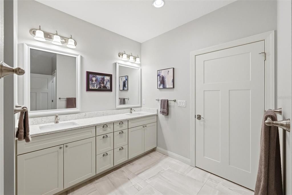 For Sale: $499,000 (3 beds, 2 baths, 2445 Square Feet)