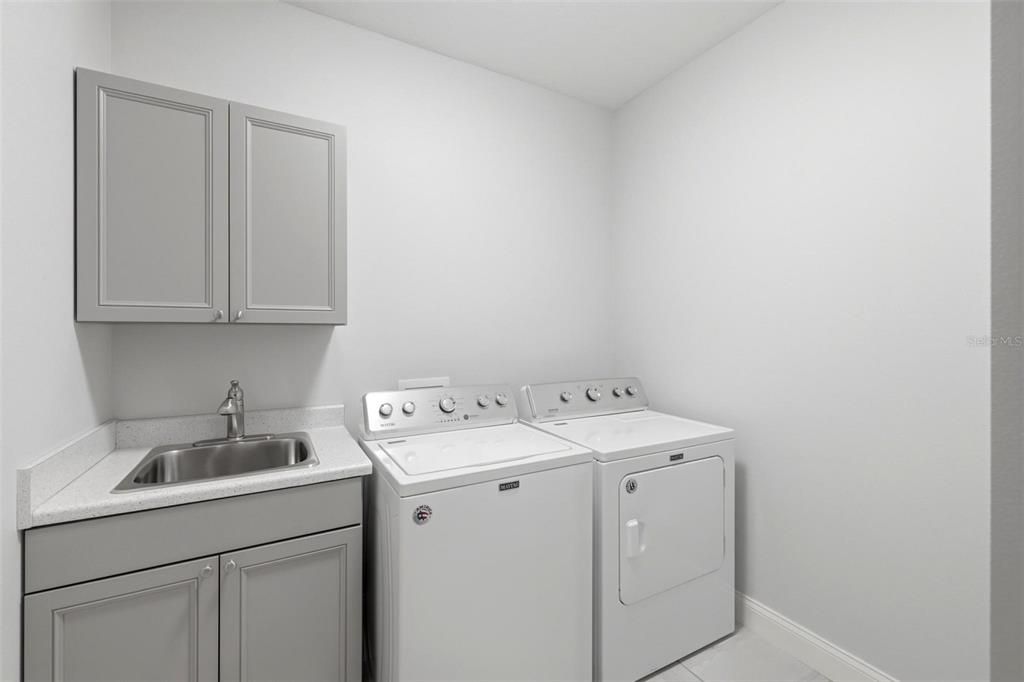 For Sale: $499,000 (3 beds, 2 baths, 2445 Square Feet)