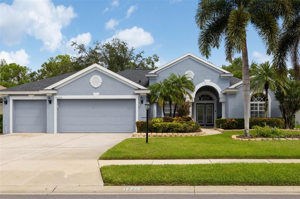 For Sale: $734,999 (4 beds, 3 baths, 2661 Square Feet)