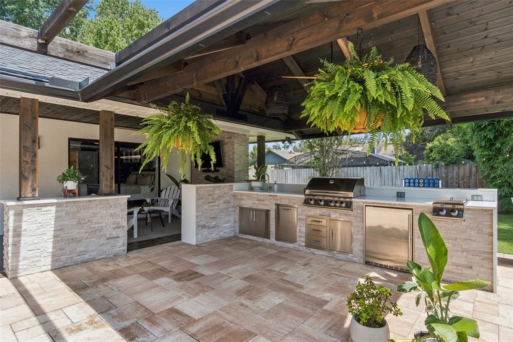 Active With Contract: $799,999 (5 beds, 3 baths, 2380 Square Feet)