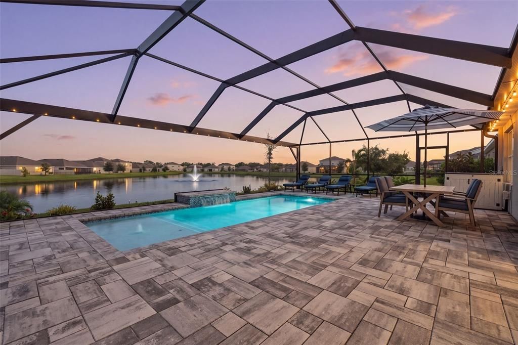 For Sale: $579,900 (4 beds, 2 baths, 1827 Square Feet)